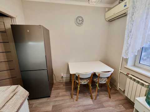 квартира за адресою Київ, Милославська вул., 35