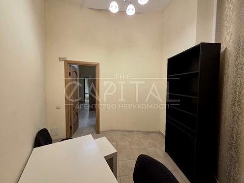 комерційна за адресою Старонаводницька вул., 4-В