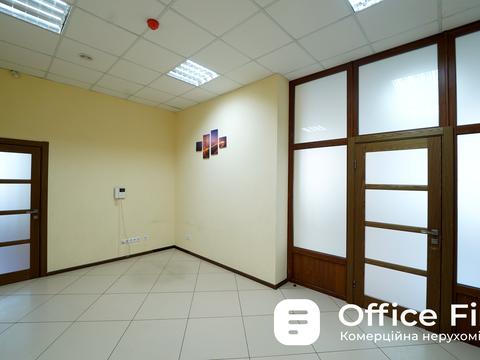 коммерческая по адресу Антоновича ул. (Горького), 33в