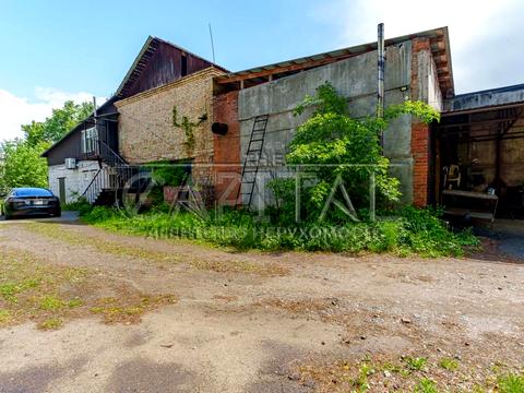 коммерческая по адресу Лесі Українки ул. (Генерала Небогатова), 12