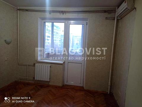 квартира за адресою Київ, Оріхуватська вул., 10