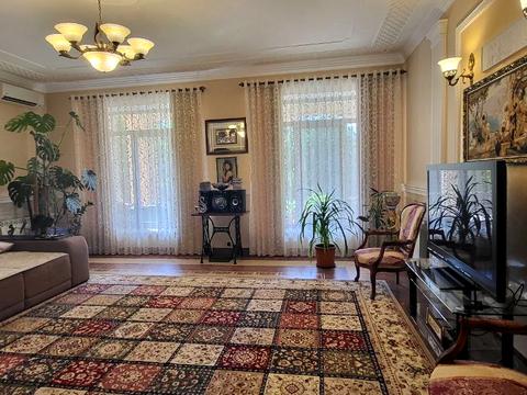 будинок за адресою Світанку вул., 5
