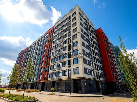 комерційна за адресою Оптимістична вул., 1
