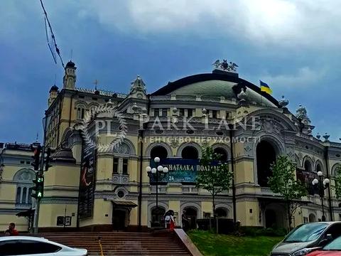 комерційна за адресою Володимирська вул., 51/53