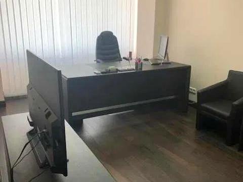 коммерческая по адресу Леси Украинки бульв., 26