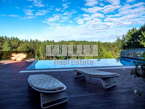 будинок за адресою Ягідна вул.