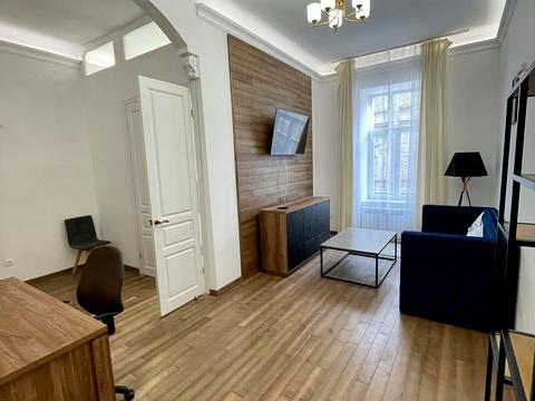 квартира за адресою Августина Волошина вул., 3