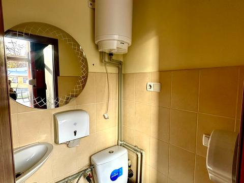 комерційна за адресою Вітрука вул., 20