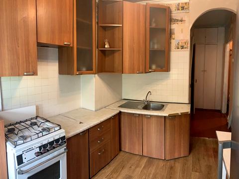 квартира по адресу Добровольческой украинской армии ул. (Добролюбова), 4