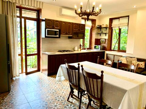 квартира за адресою Золотоворітська вул., 4