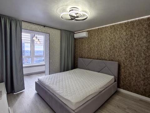 квартира по адресу Домбровського ул., 5