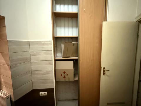 комерційна за адресою Юрія Федьковича вул., 22