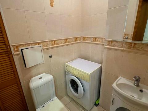 квартира за адресою Миколи Бажана просп., 12