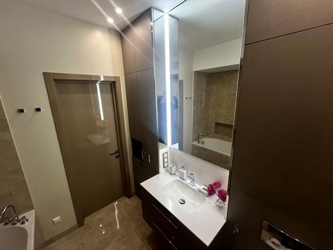 квартира за адресою Андрія Верхогляда вул. (Михайла Драгомирова), 20