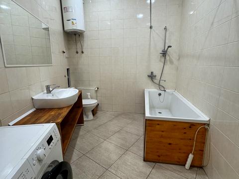 квартира за адресою Кирилівська вул. (Фрунзе), 31-Б