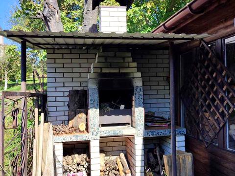 дом по адресу Центральна