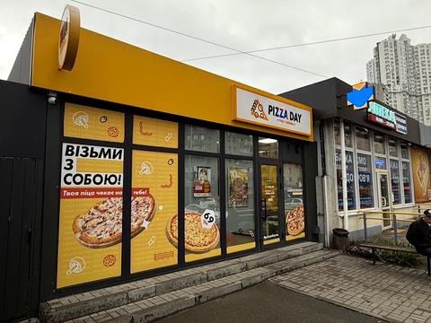 комерційна за адресою Срібнокільська вул., 11