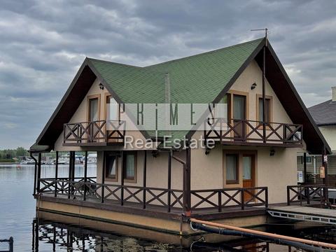 будинок за адресою Кар'єрна вул.