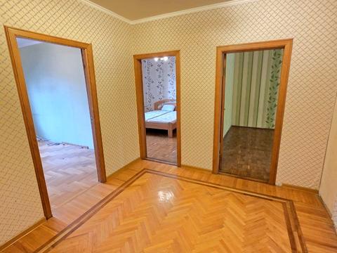 квартира за адресою Ревуцького вул., 27