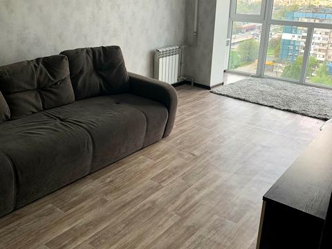 квартира за адресою Метробудівська вул., 13