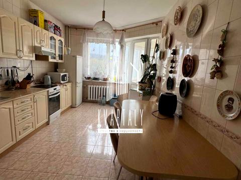 квартира по адресу Сімʼї Прахових ул. (Гайдара), 27