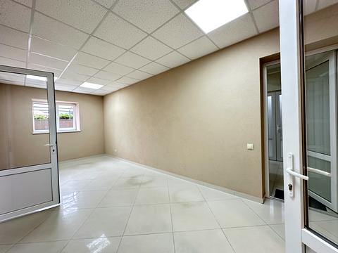 комерційна за адресою Дем'яна Попова вул., 22