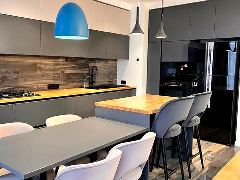 квартира за адресою Карпинця, 7