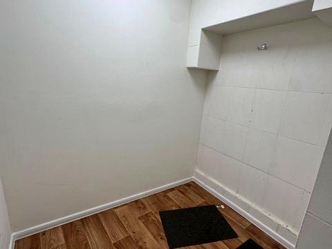 комерційна за адресою Дегтярівська вул., 26