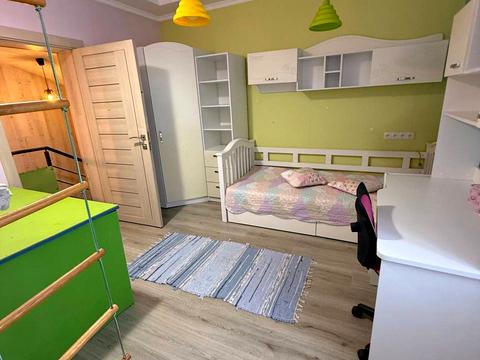 дом по адресу Лесі Українки