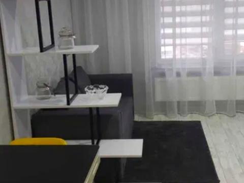 квартира за адресою Пл.мистецькі ворота, 9