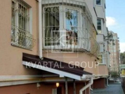 комерційна за адресою Лісова вул., 4