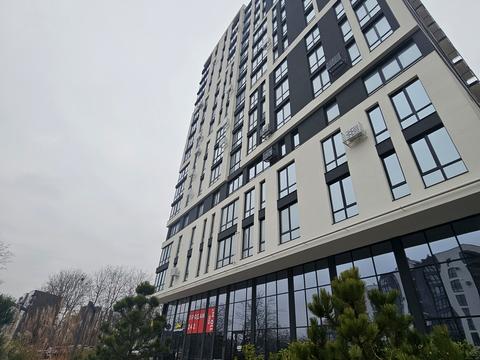 комерційна за адресою Малоголосківська вул., 12г