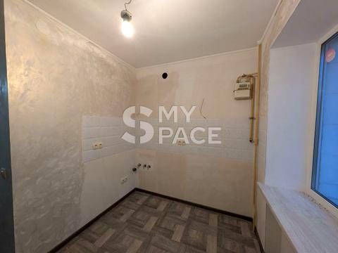 квартира за адресою Євгена Коновальця вул. (Щорса), 15 к.3