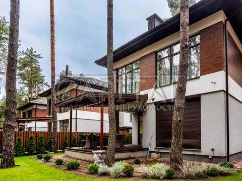 дом по адресу  ул.