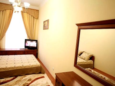 квартира за адресою Шпитальна вул., 10