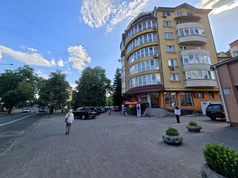 коммерческая по адресу Евгения Коновальца ул., 80а