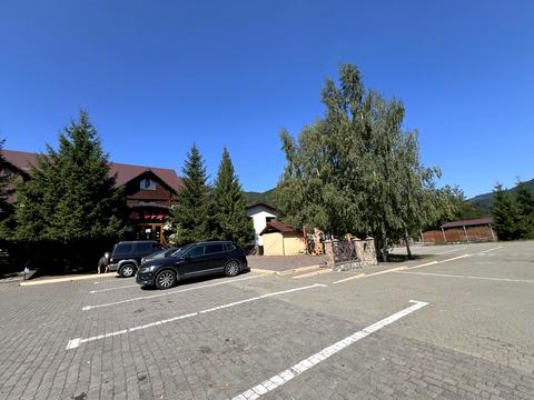 комерційна за адресою Івана Франка вул., 21Б