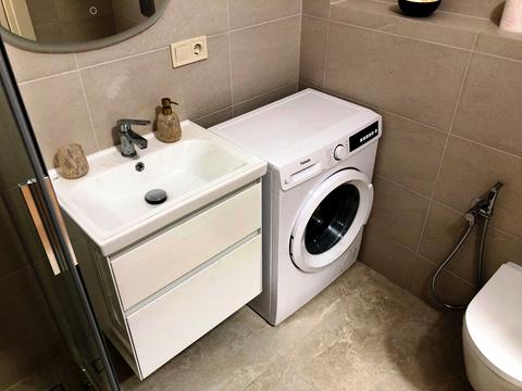 квартира за адресою Салютна вул., 2к7