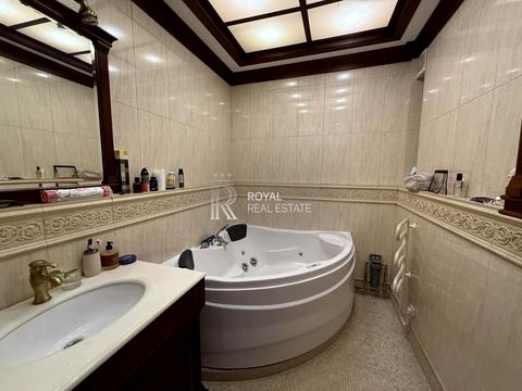 квартира за адресою Заньковецької вул., 7