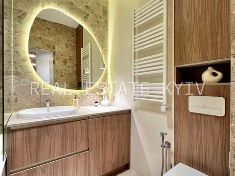 квартира за адресою Київ, Андрія Верхогляда вул. (Михайла Драгомирова), 19-Б