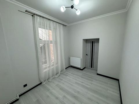 квартира за адресою Підвалля вул., 3