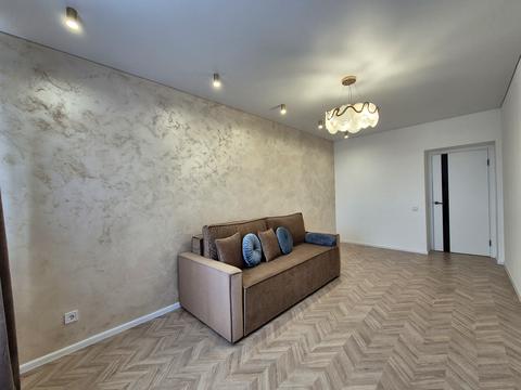 квартира за адресою Андрія Шептицького, 4