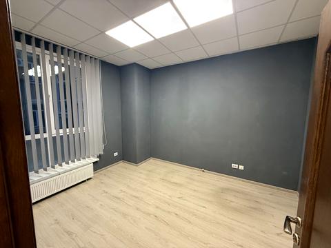 коммерческая по адресу Глубочицкая ул., 40