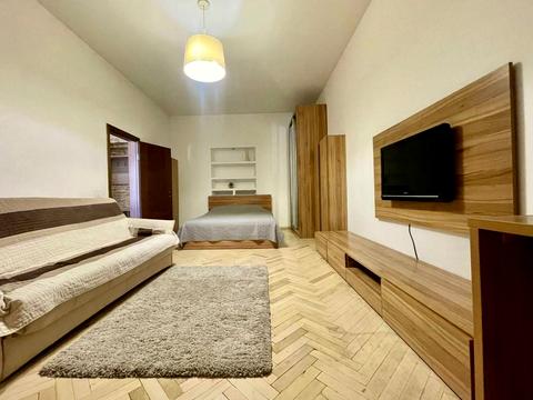 квартира за адресою Костянтинівська вул., 22/17