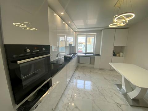 квартира за адресою Михайла Лушпи просп., 5