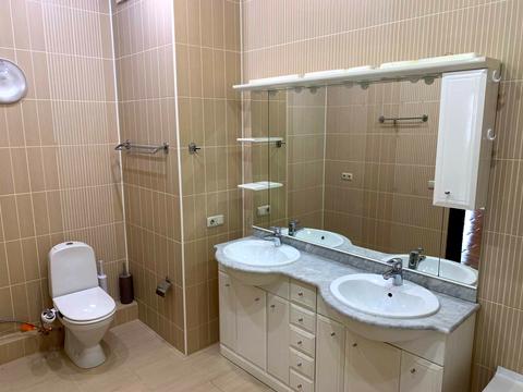 квартира по адресу Евгения Коновальца ул. (Щорса), 32-А