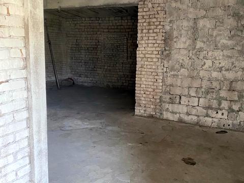 комерційна за адресою Приозерна, 3