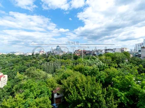 коммерческая по адресу Кияновский пер., 7-А