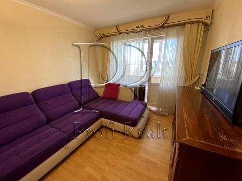 квартира за адресою Академіка Булаховського вул., 30-Б