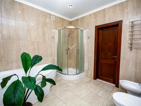 будинок за адресою Амбулаторна, 8